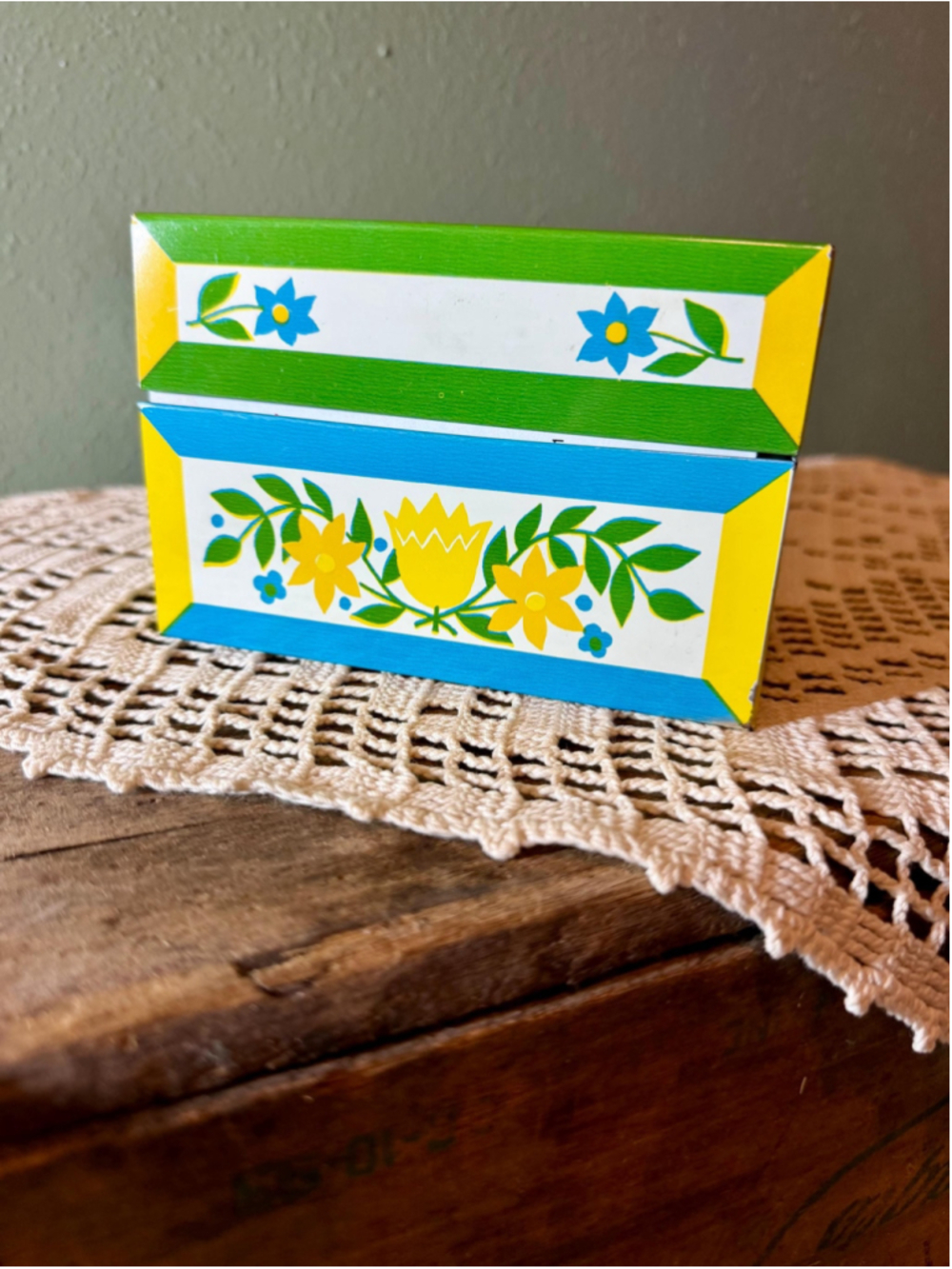 Vintage 1970s Metal Recipe Box | Green & Yellow Floral Tin Recipe Card Storage